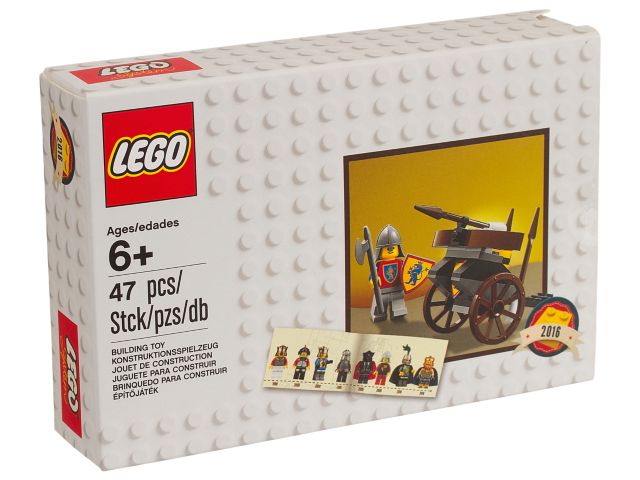 5004419 Classic Knights Minifigure (Retired) (Certified Complete)