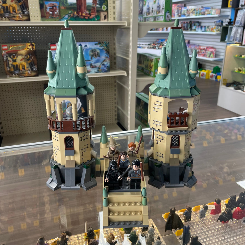4867 LEGO Harry Potter: Hogwarts (Retired) (Previously Owned)