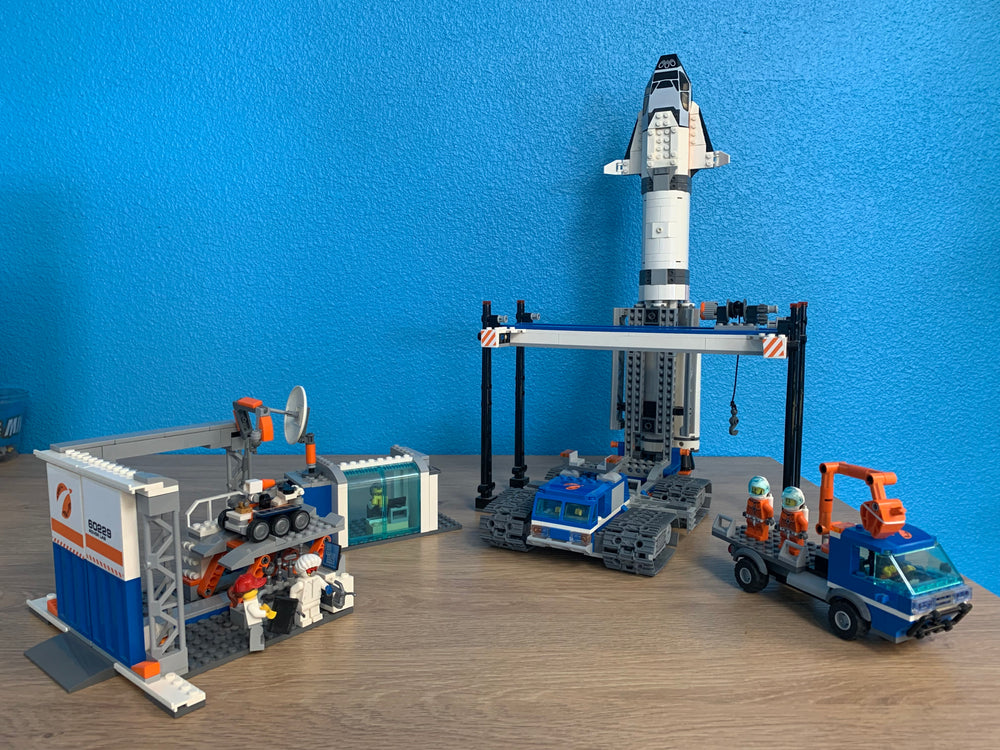 60229 Rocket Assembly & Transport (Retired) (Previously Owned)