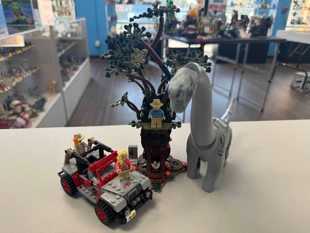 76960 Brachiosaurus Discovery (Retired) (Previously Owned)