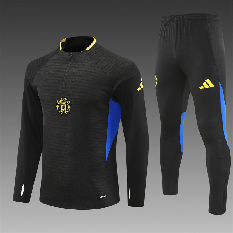 Manchester United Training Tracksuits 25/26 Football Kit