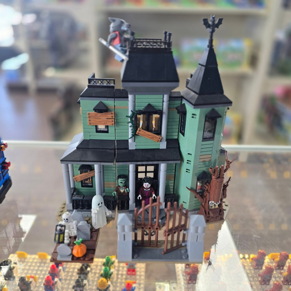 31167 Haunted Mansion (Previously Owned)