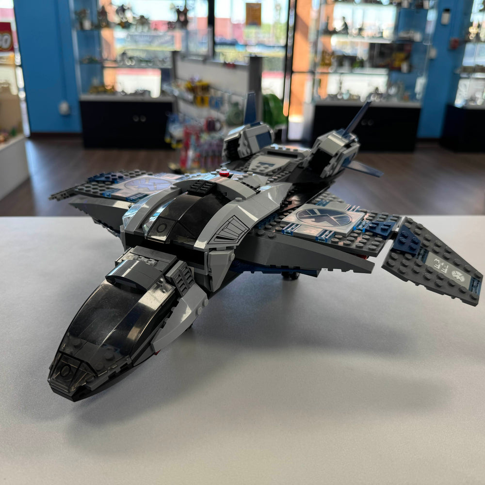 6869 LEGO Marvel: Quinjet Aerial Battle (Retired) (Previously Owned)