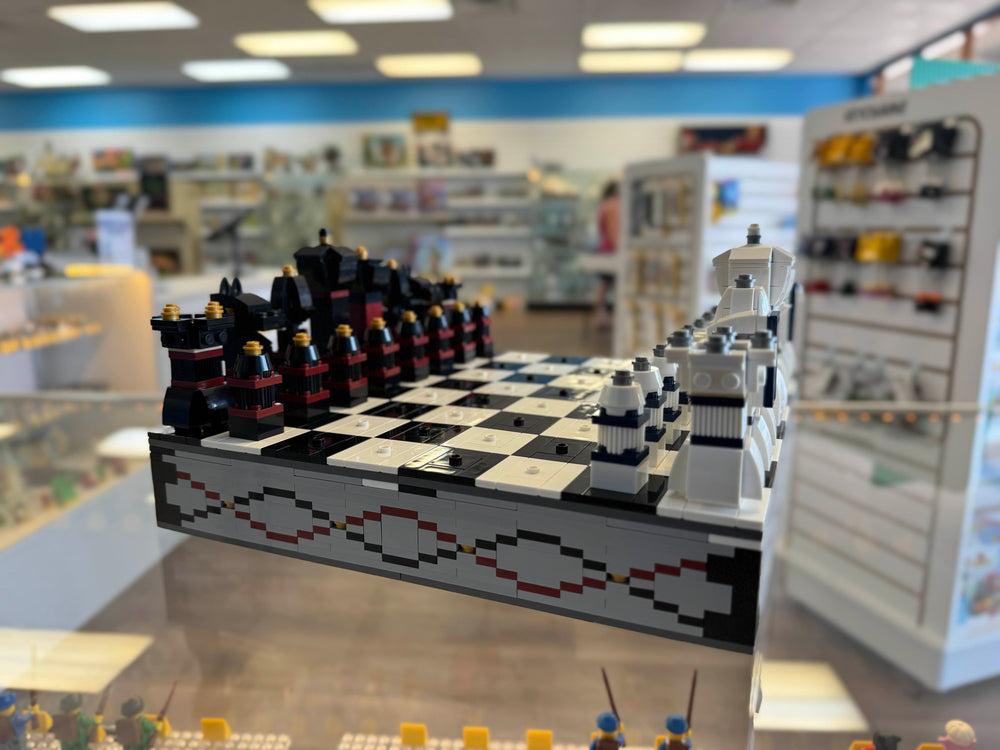 40174 LEGO Chess (Previously Owned) (Retired)