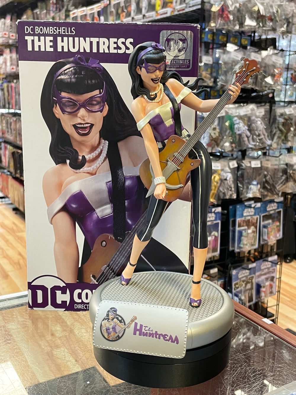 The Huntress DC Bombshells Statue (DC Collectibles, DC Direct) COMPLETE