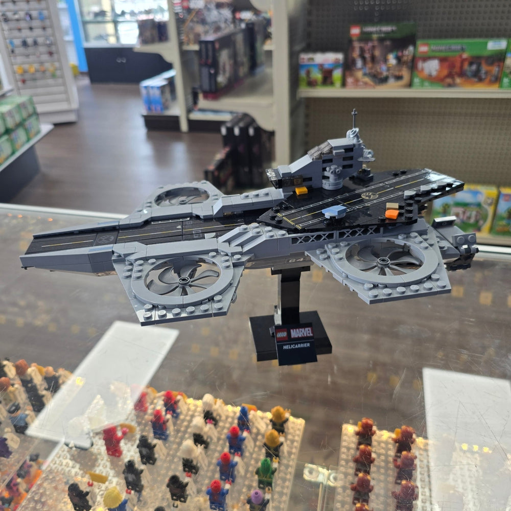 76295 The Avengers Helicarrier (Previously Owned)