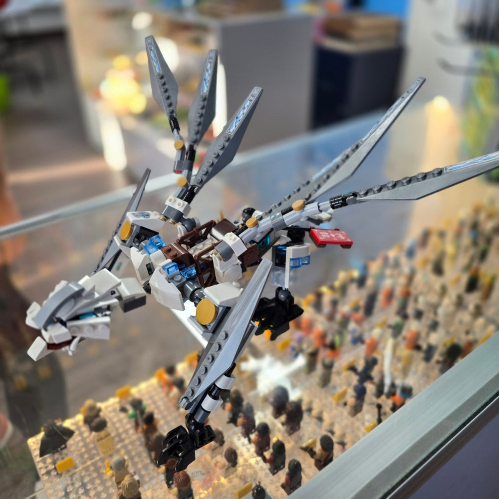 70748 Titanium Dragon (Retired) (Previously Owned)