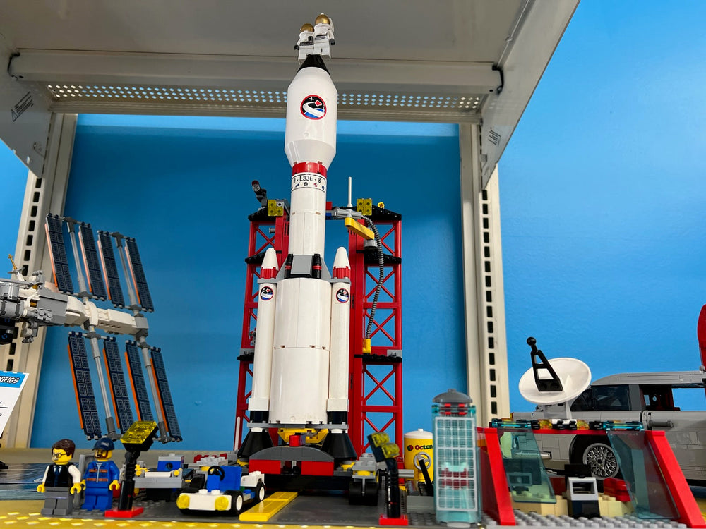 3368 LEGO Space Center (Retired) (Previously Owned)