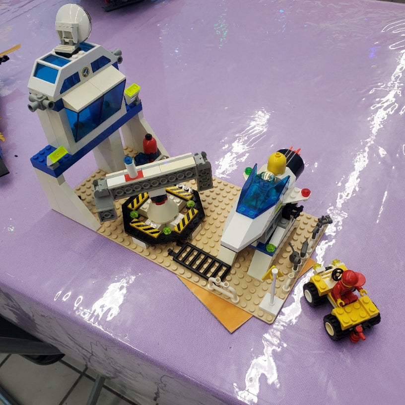 6455 LEGO Space: Space Simulation Station (Retired) (Previously Owned)