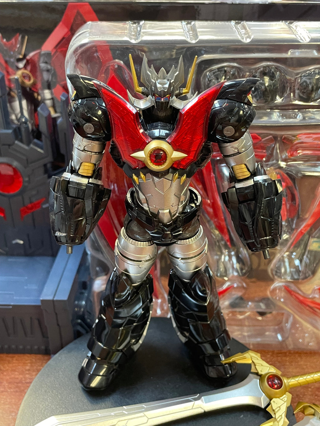 Mazinkaizer With Throne (Goodsmile Company Hagane Works, Sentinel) OPEN BOX product image 10, provided for visual reference