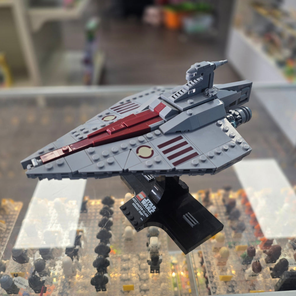 75404 Acclamator-Class Assault Ship™ (Previously Owned)