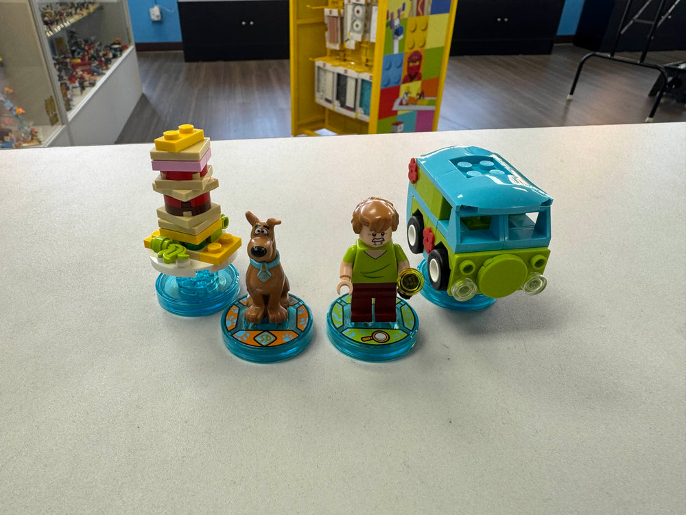 71206 Team Pack - Scooby-Doo (Retired) (Previously Owned)