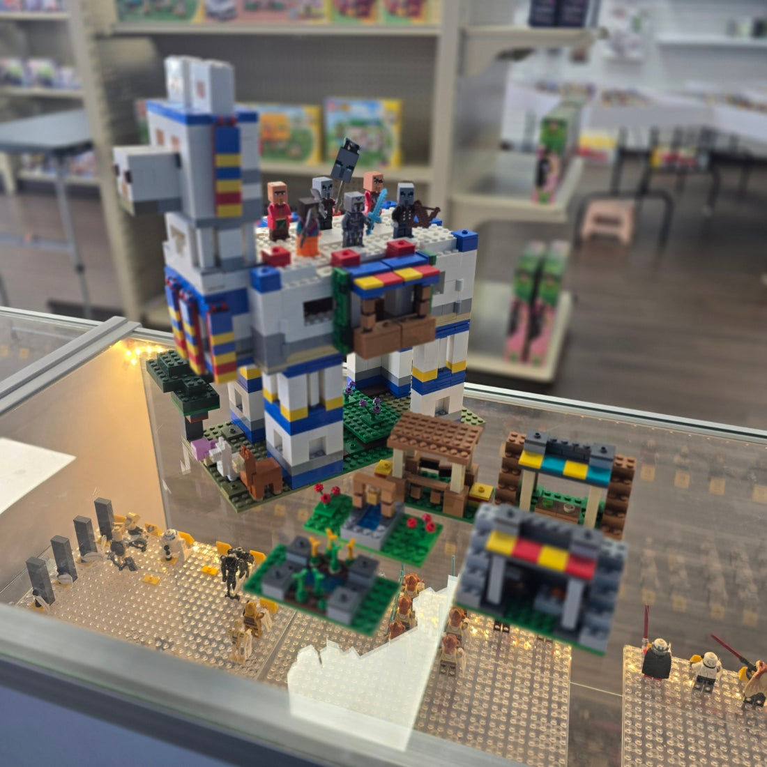 21188 LEGO Minecraft: The Llama Village (Previously Owned) product image 1, provided for visual reference and product detail