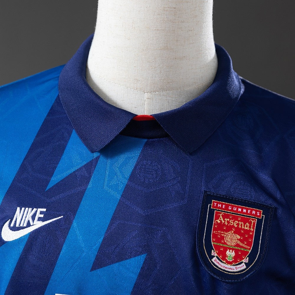 Arsenal Jersey 1995-96 Away Retro Football Kit product image 7