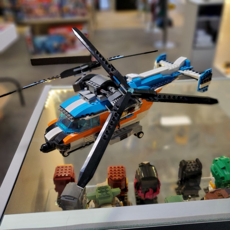 31096 LEGO Creator Twin-Rotor Helicopter (Retired) (Previously Owned) product image 1, provided for visual reference and