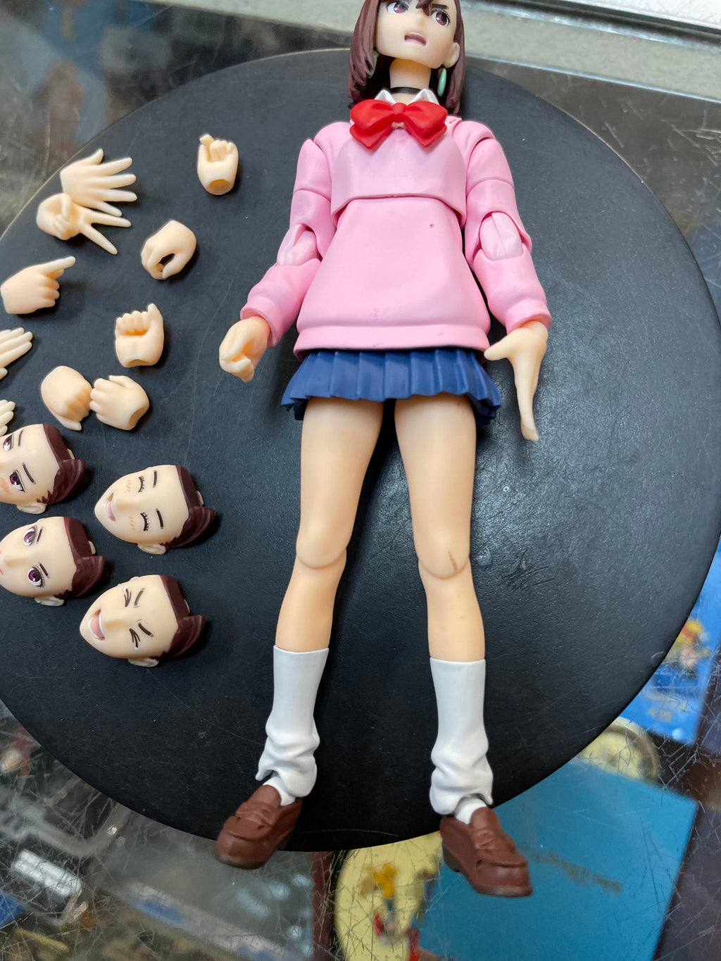 Momo Ayase(Bandai Tamashii SH Figuarts, Dandadan) COMPLETE product image 4, provided for visual reference and product detail