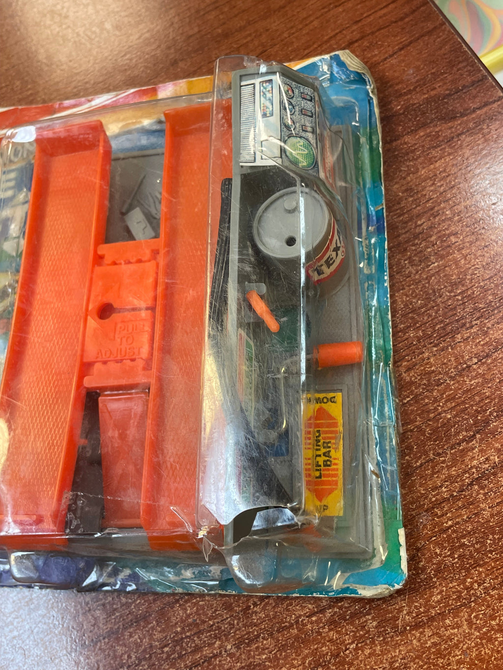 Auto Action Service Lift toy (Vintage Buddy L) SEALED product image 3, provided for visual reference and product detail