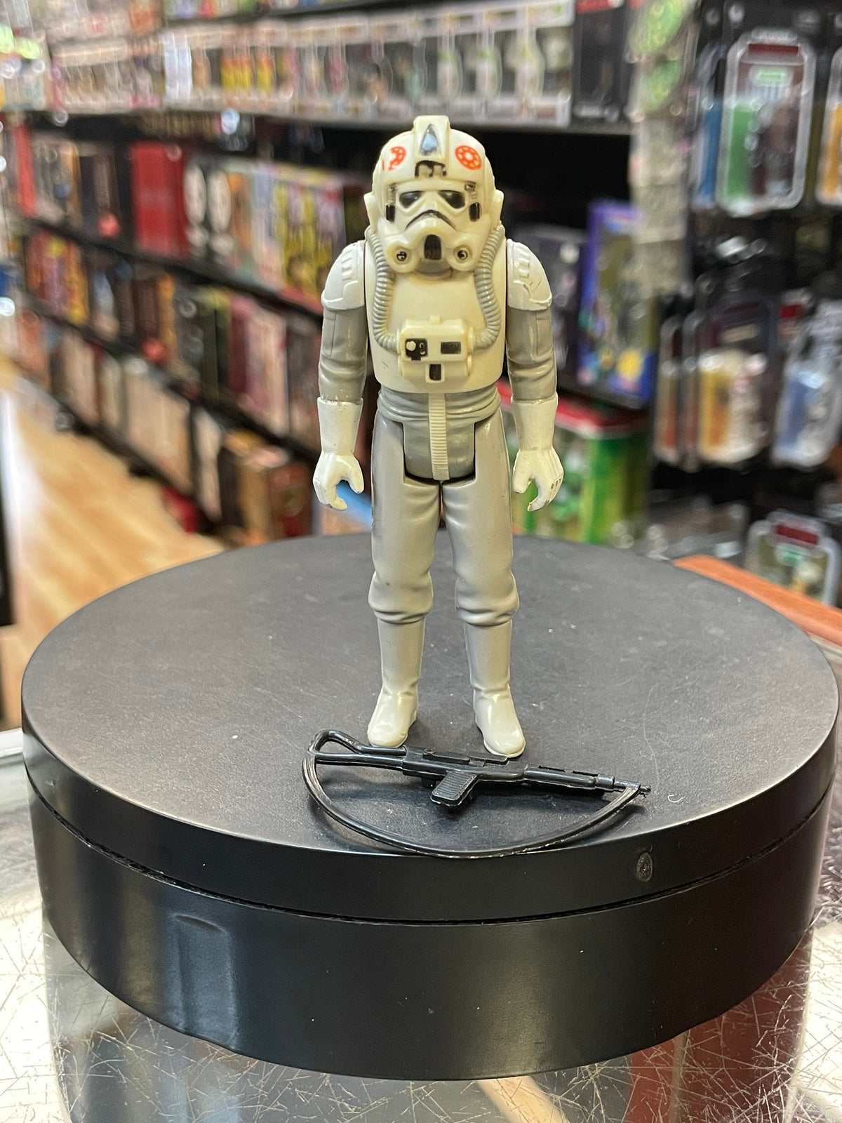 AT AT Driver 7047 (Star Wars Vintage, Kenner) COMPLETE product image 1, provided for visual reference and product detail