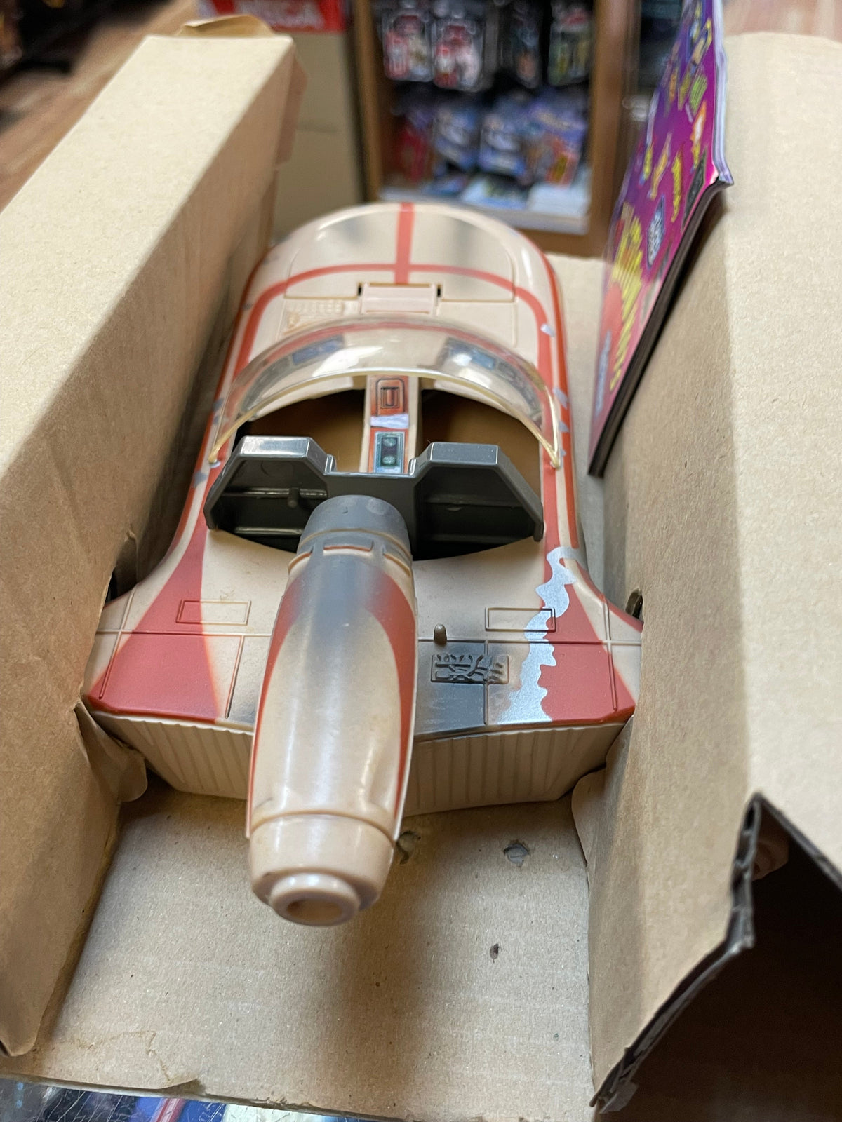 Shift Action Landspeeder (Vintage Star Wars, Power of the Force) **SEALED** product image 5, provided for visual reference