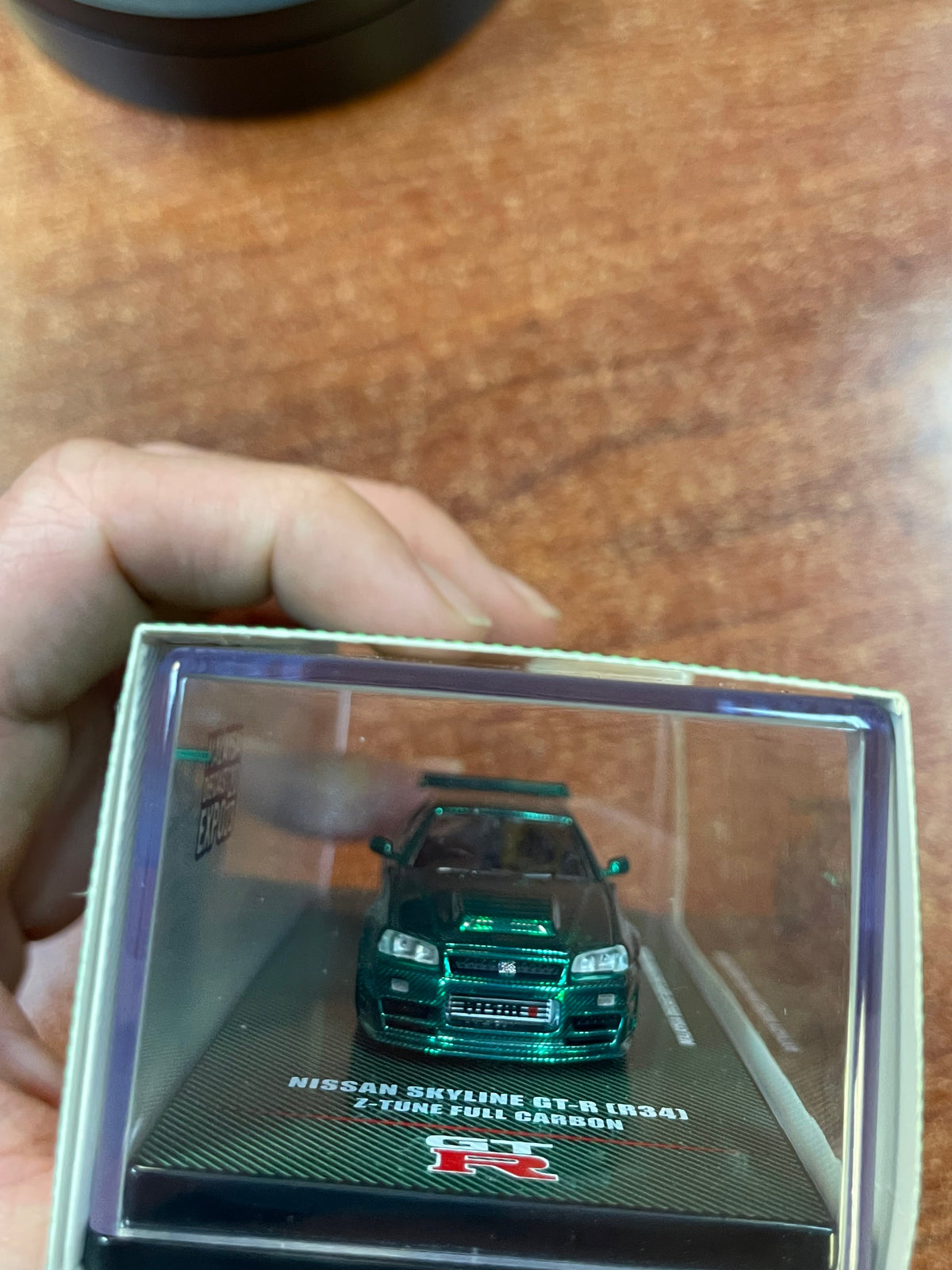 Nissan Skyline GT-R R34 Full Carbon Green (Inno64, Diecast ) **EXCLUSIVE** product image 4, provided for visual reference