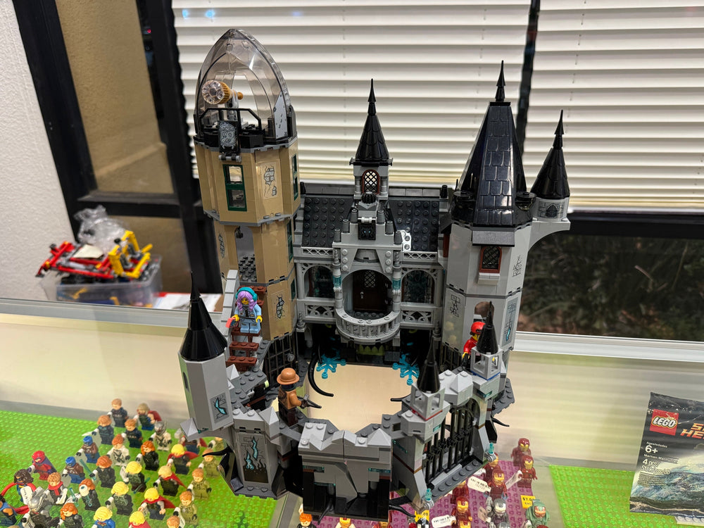 70437 Mystery Castle (Retired) (Previously Owned)