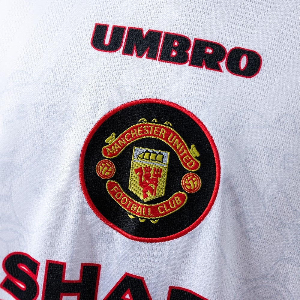 Manchester United Jersey 1996-97 Away Retro Football Kit product image 4