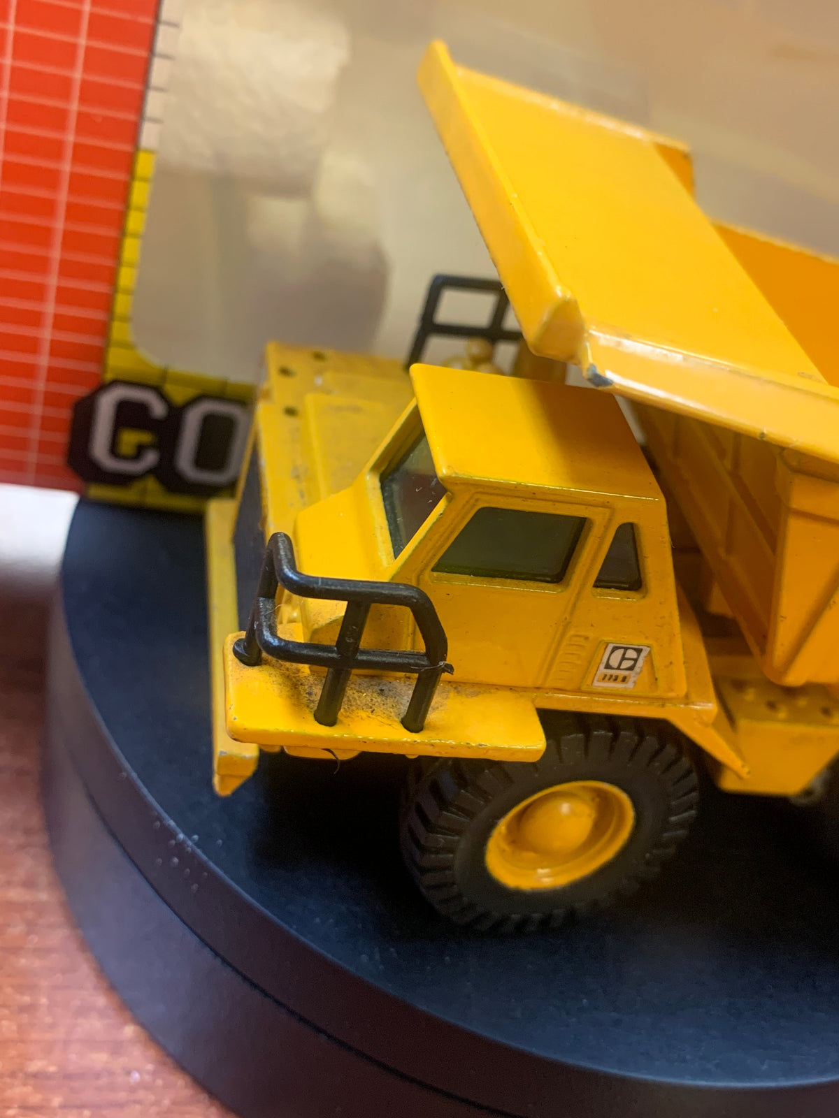 Caterpillar Compact Dumptruck 1/70 (Vintage JOAL, CAT) product image 2, provided for visual reference and product detail