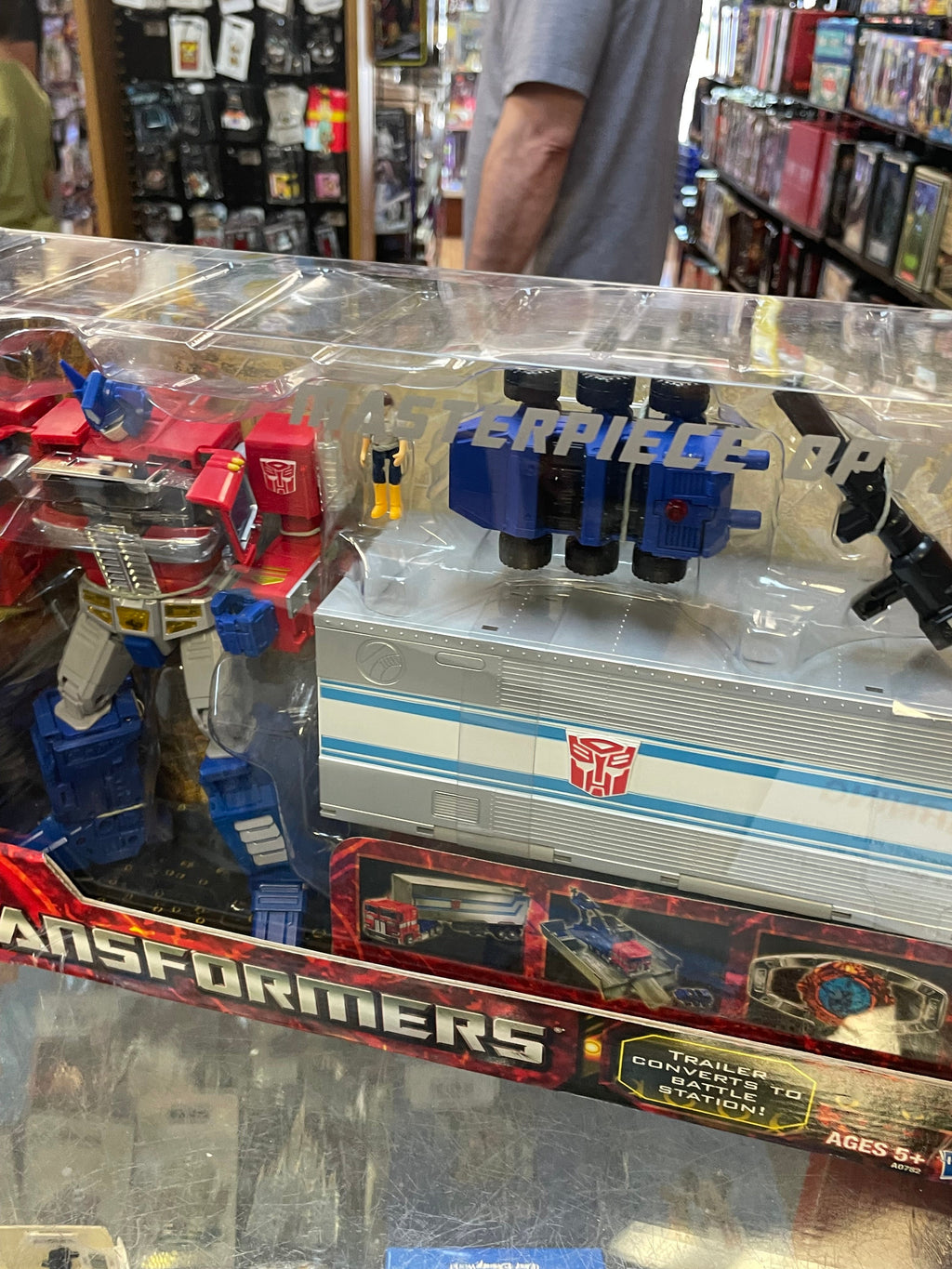 Optimus Prime with Trailer (Transformers Masterpiece, Hasbro) **SEALED** product image 4, provided for visual reference and