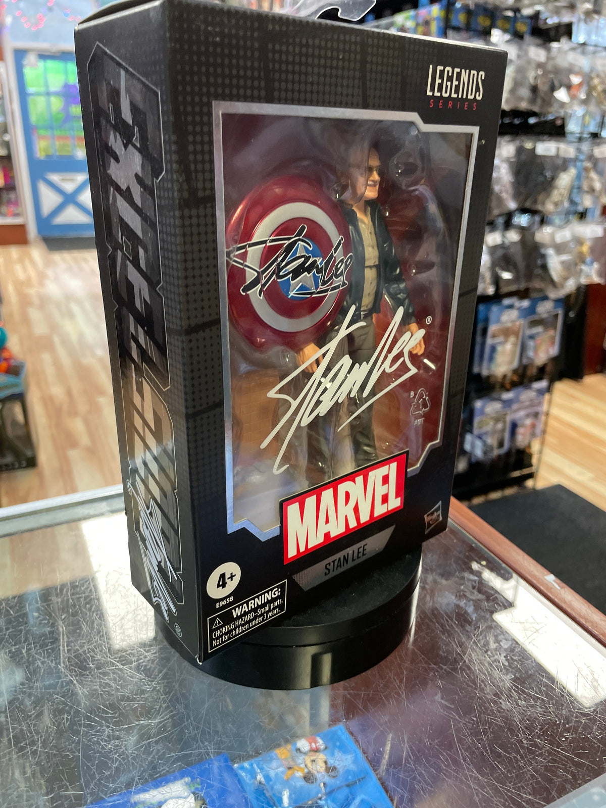 Stan Lee -80th Anniversary- (Marvel Legends, Hasbro) *SEALED* product image 3, provided for visual reference and product