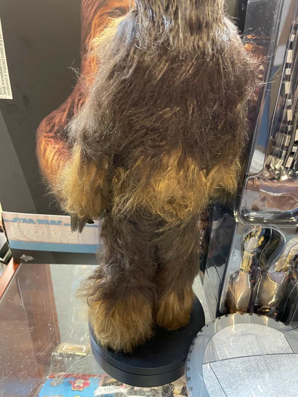 Chewbacca with Disassembled C-3PO MMS766 (Star Wars Hot Toys) COMPLETE product image 13, provided for visual reference and