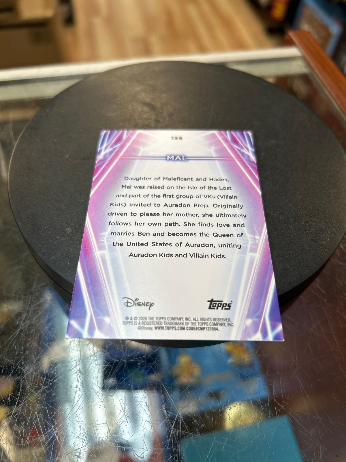 Mal -Green Refractor 87/199- (Disney, Topps Chrome 2026) product image 3, provided for visual reference and product detail