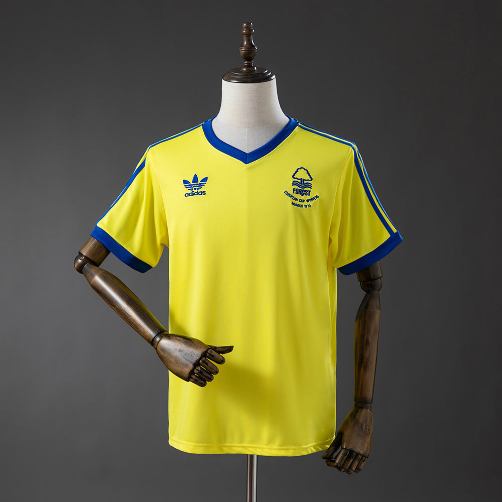Nottingham Forest Away Jersey 1977-80 Retro Football Kit product image 1