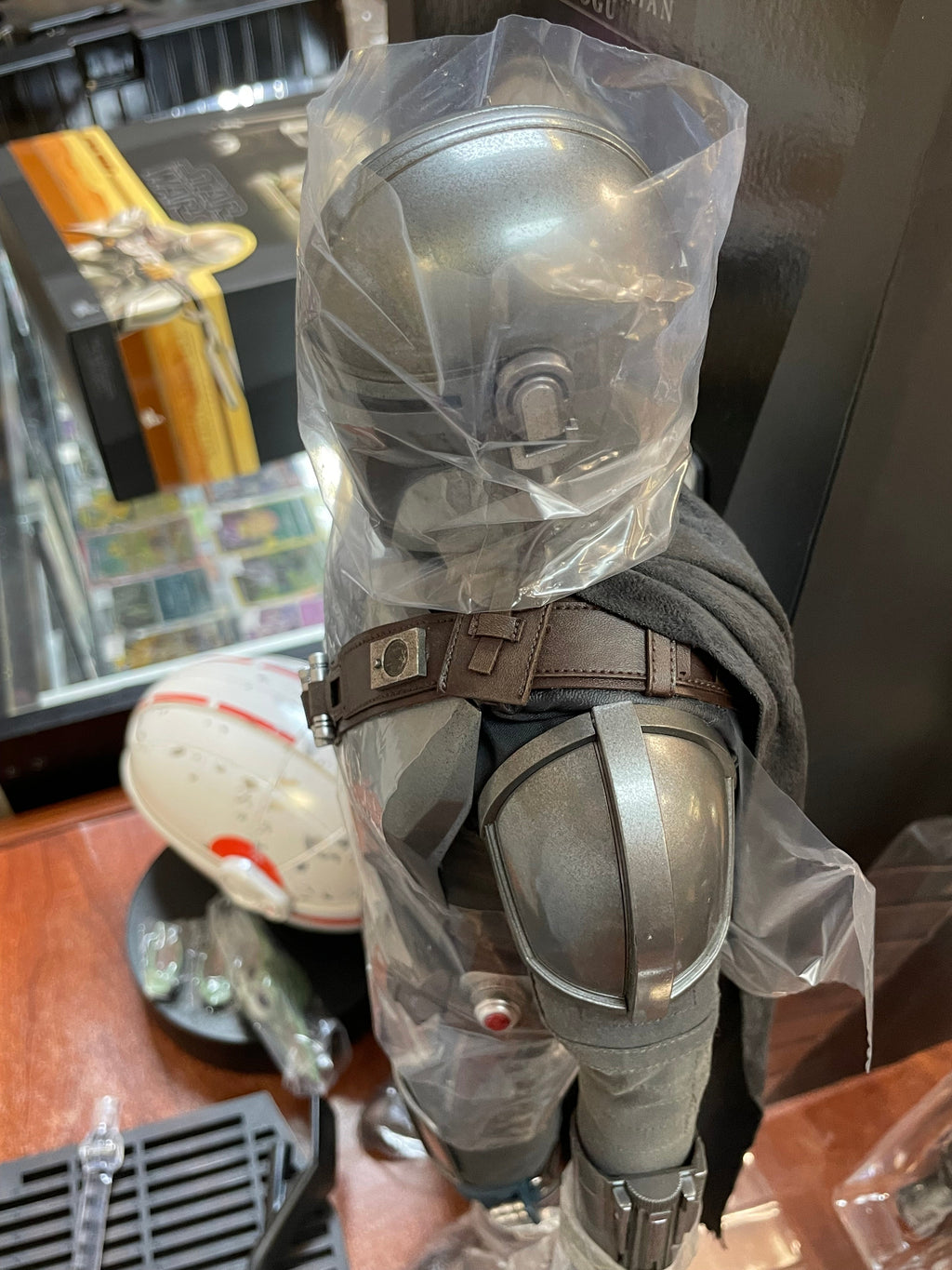 The Mandalorian & Grogu 1/4th Quarter Scale (Star Wars, Hot Toys) COMPLETE product image 16, provided for visual reference