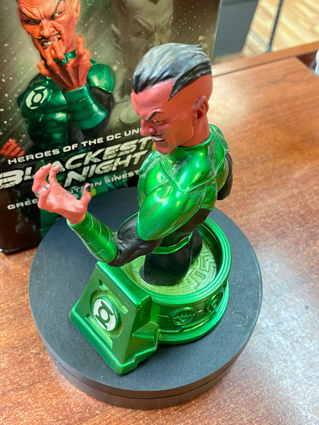 Green Lantern Sinestro Bust (DC Comics, DC Direct, Blackest Night) OPEN BOX product image 6, provided for visual reference