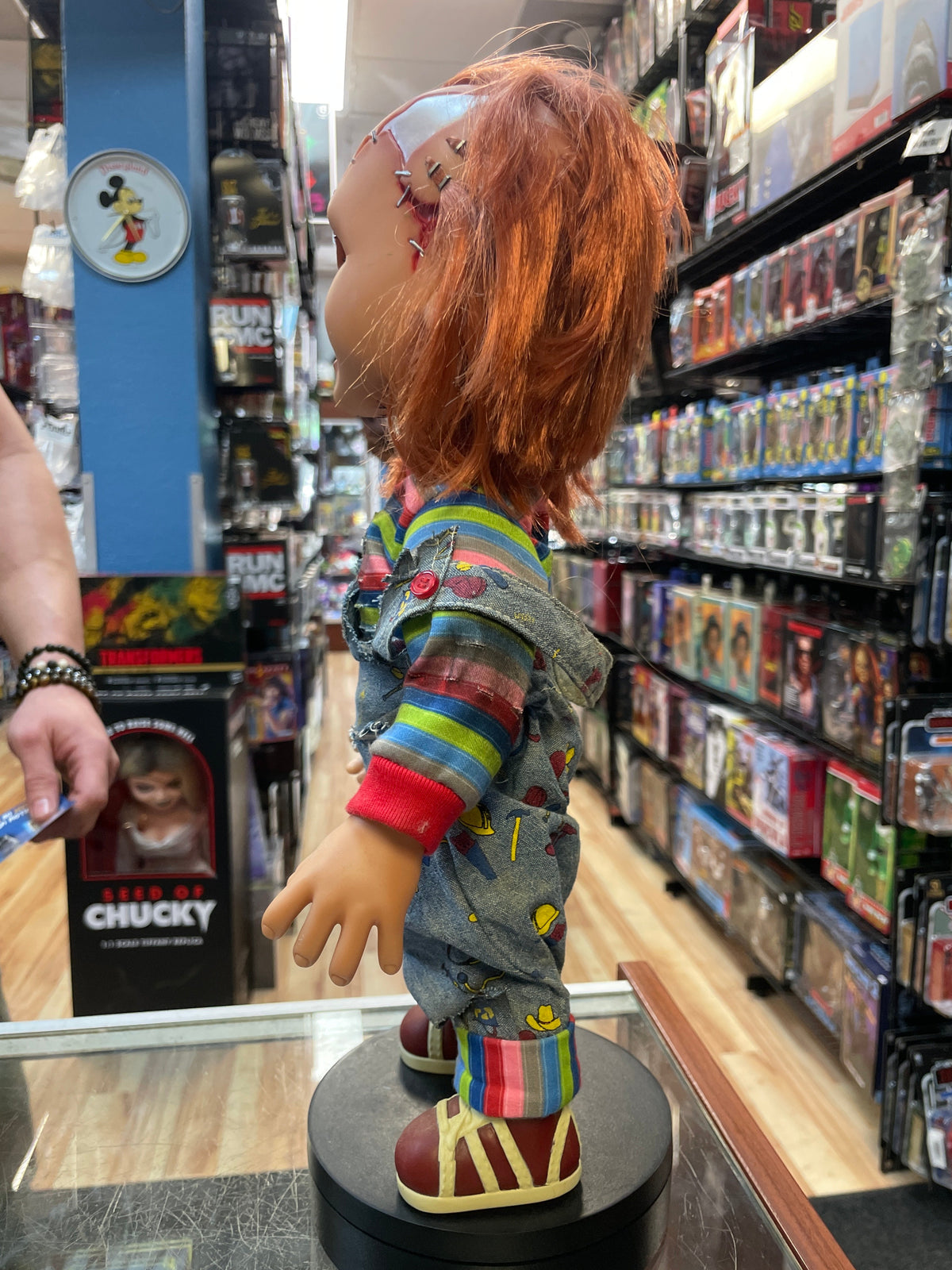 Bride of Chucky -No Sound- (Childs Play, Mezco Mega Scale) product image 4, provided for visual reference and product detail