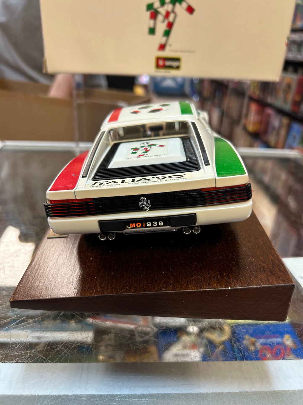 World Cup Ferrari Testarossa 1984 Diecast (Vintage Burago, Italia 90) Open Box product image 7, provided for visual