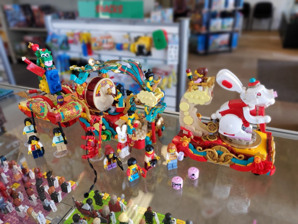 80111 Lunar New Year Parade (Previously Owned) product image 1, provided for visual reference and product detail review