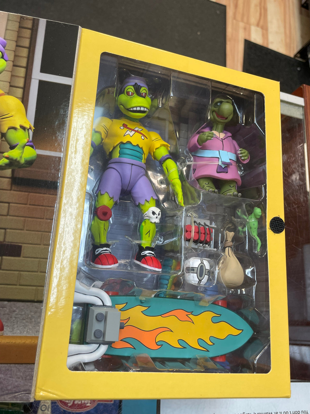 Mondo Gecko (TMNT Teenage Ninja Turtles, NECA) SEALED product image 2, provided for visual reference and product detail
