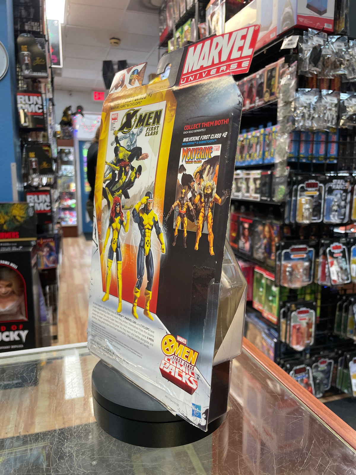 Marvel Girl & Cyclops 3.75 Comic Pack (Marvel Universe, Hasbro) SEALED product image 3, provided for visual reference and