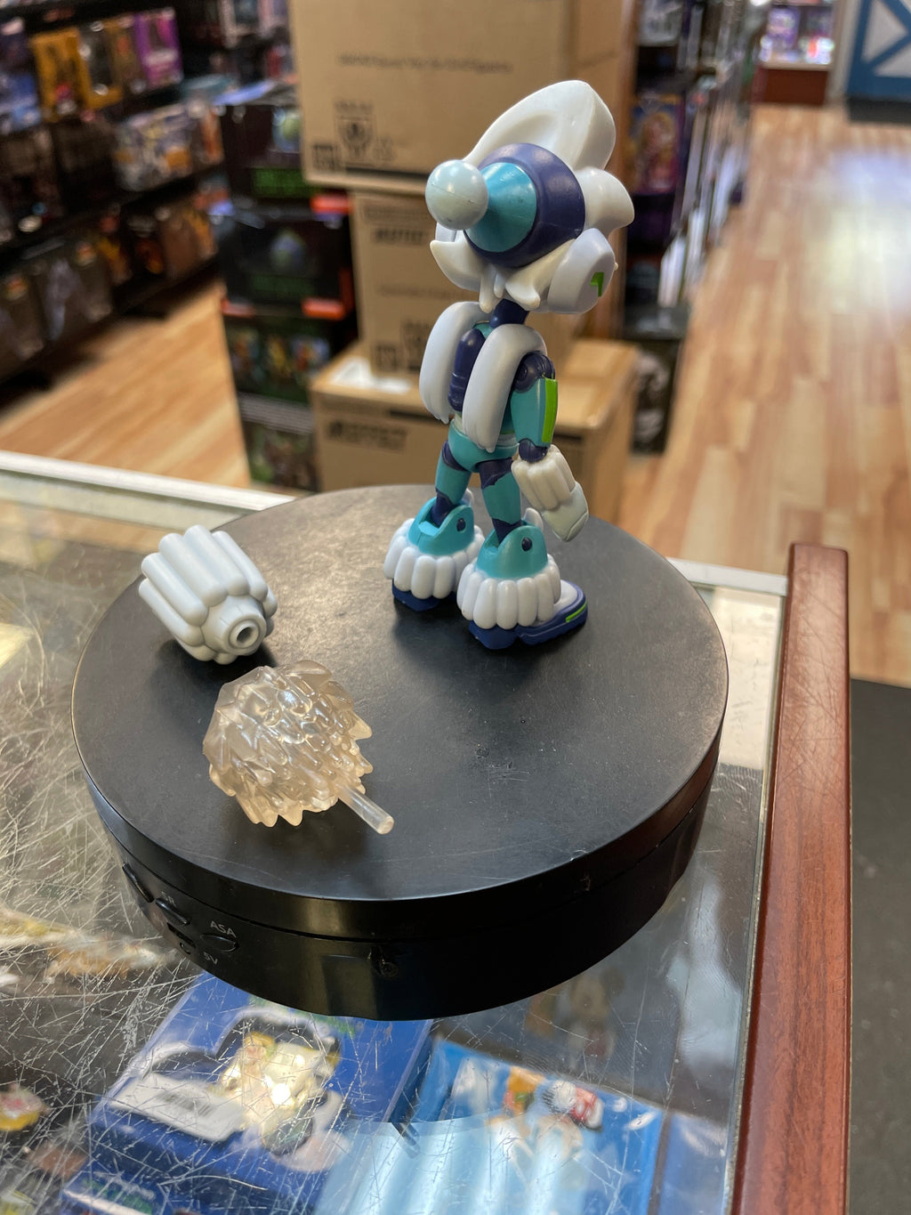 Full Charged Ice Man (Jakks Pacific, Mega Man) product image 4, provided for visual reference and product detail review