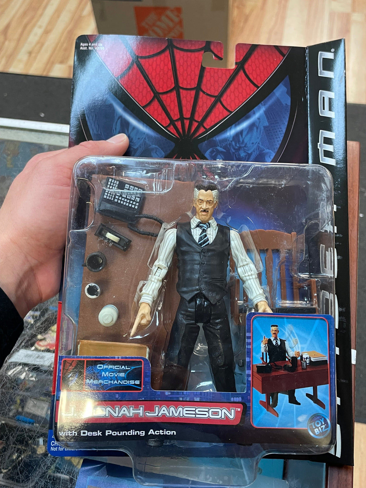 J. Jonah Jameson Series 1 (Vintage Spider-Man, Toy Biz) SEALED product image 9, provided for visual reference and product