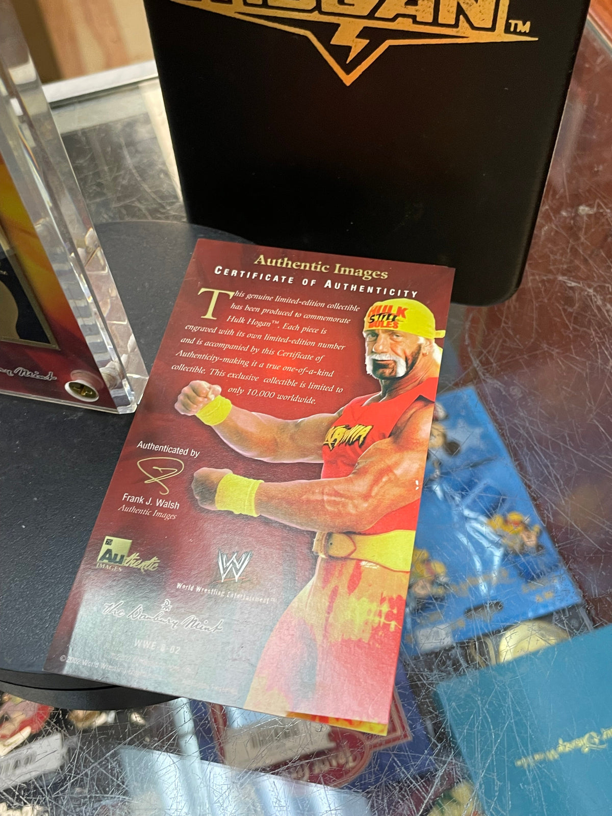 Hollywood Hulk Hogan 117/10,000 Gold Card (Vintage WWF, Danbury Mint) product image 3, provided for visual reference and