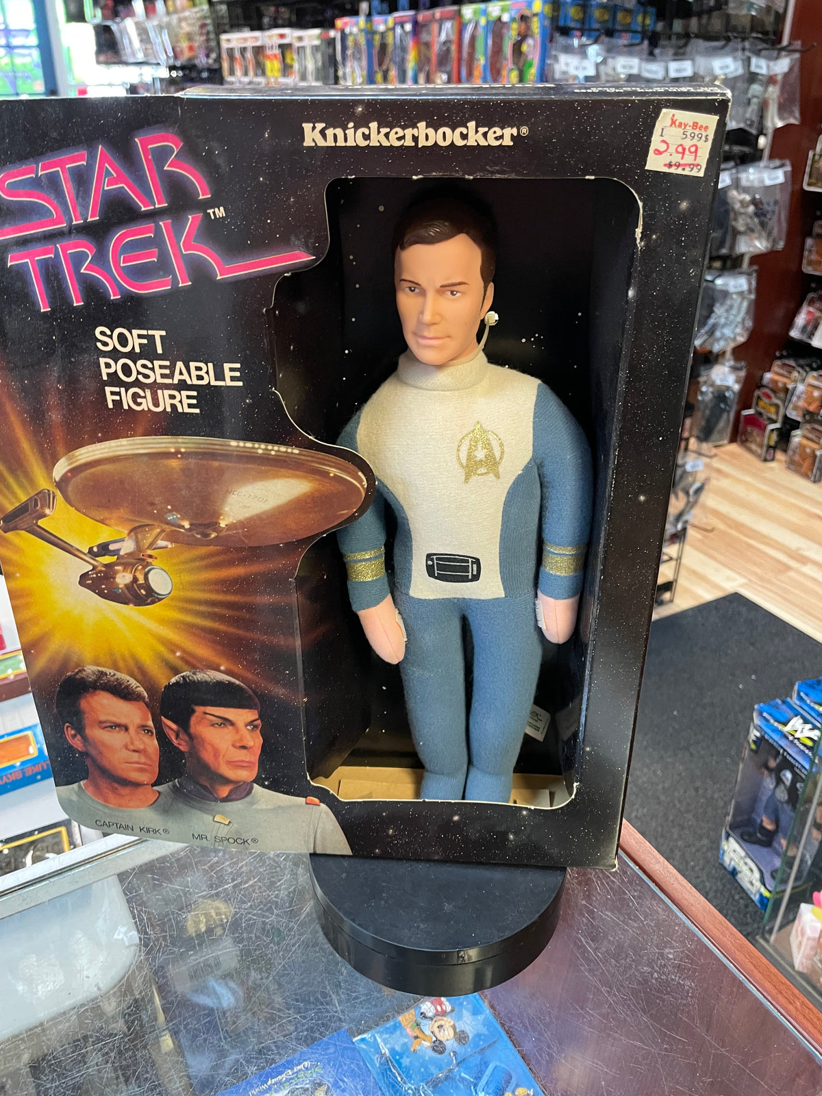 Captain Kirk -Soft Poseable Figure- (Vintage Star Trek, Knickerbocker) product image 2, provided for visual reference and