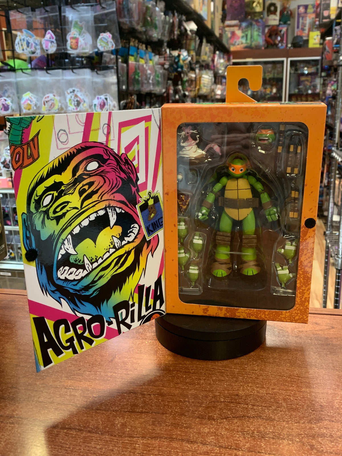 Michelangelo 2012 Cartoon (TMNT Ninja Turtles, NECA) SEALED product image 3, provided for visual reference and product