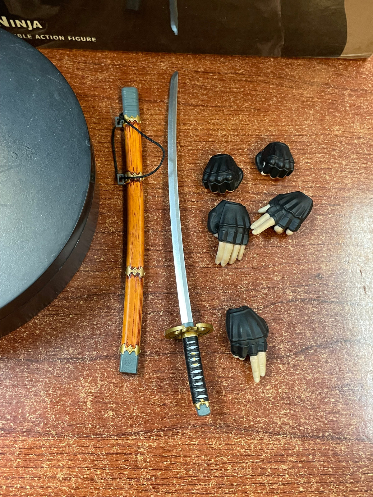 Batman Ninja 1/6 Scale (DC Batman, Star Ace) COMPLETE product image 8, provided for visual reference and product detail