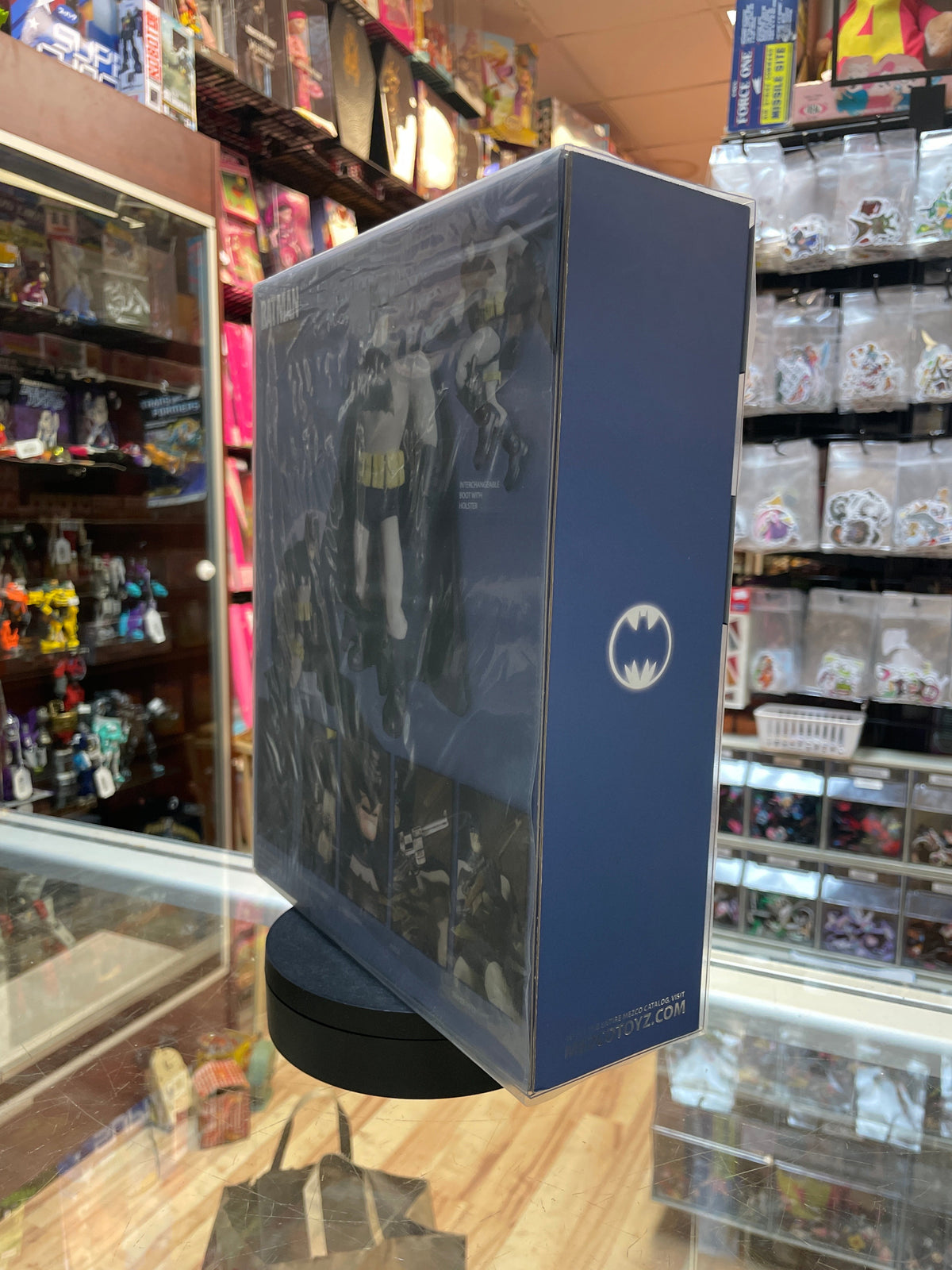 Batman The Dark Knight Returns Exclusive (DC Comics, Mezco One:12) **SEALED** product image 3, provided for visual reference