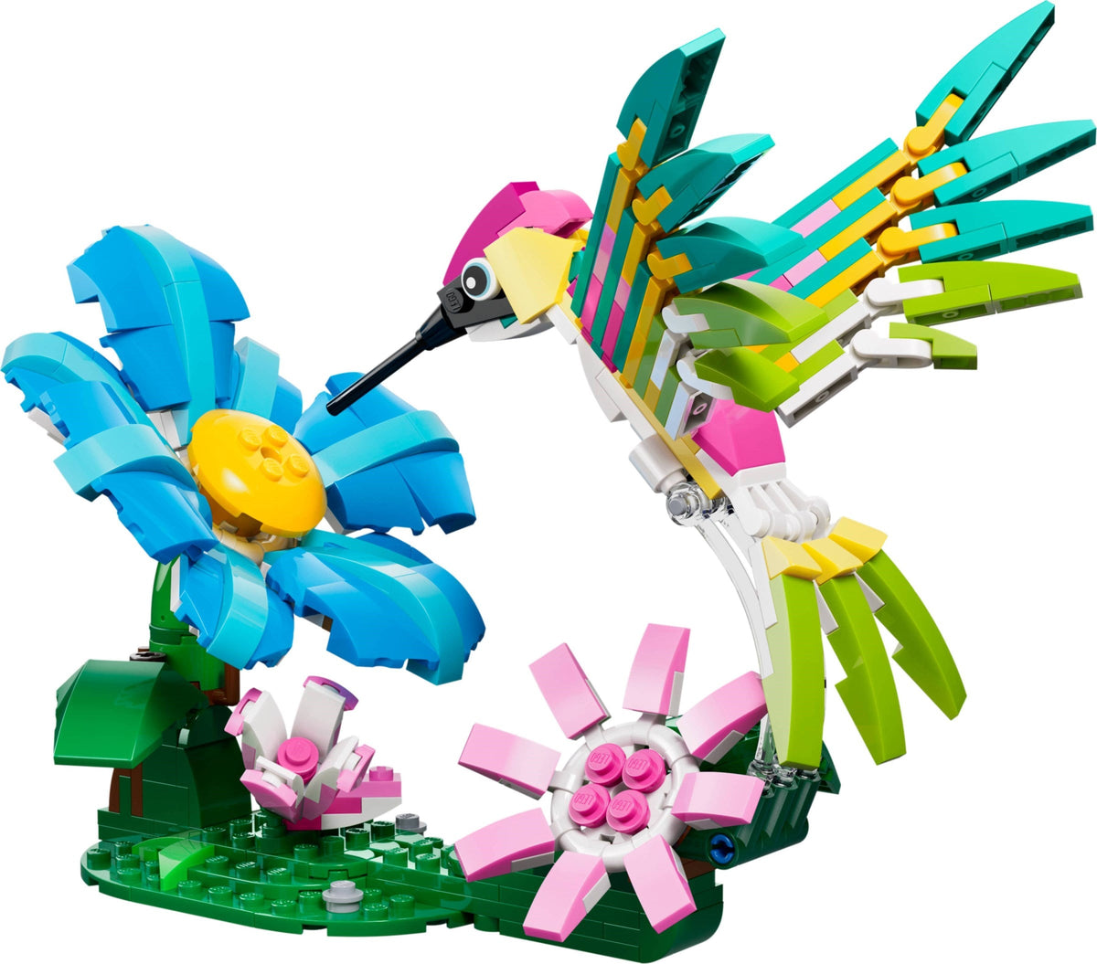 31384 Wild Animals: Colorful Hummingbird product image 2, provided for visual reference and product detail review