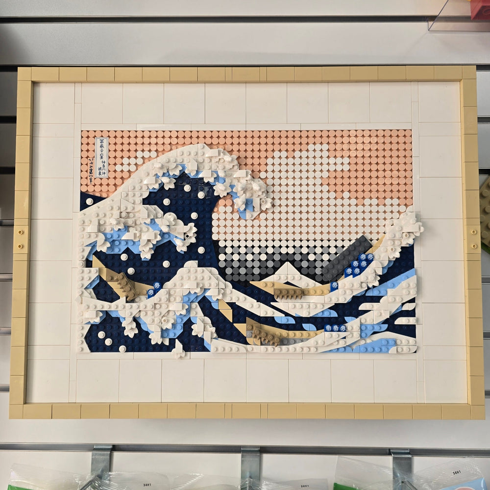 31208 Hokusai – The Great Wave (Previously Built)