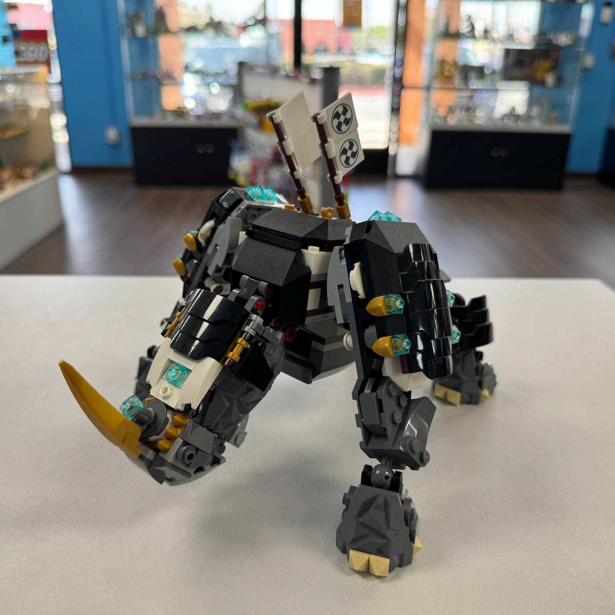 71719 Zane's Mino Creature (Retired) (Previously Owned) product image 1, provided for visual reference and product detail