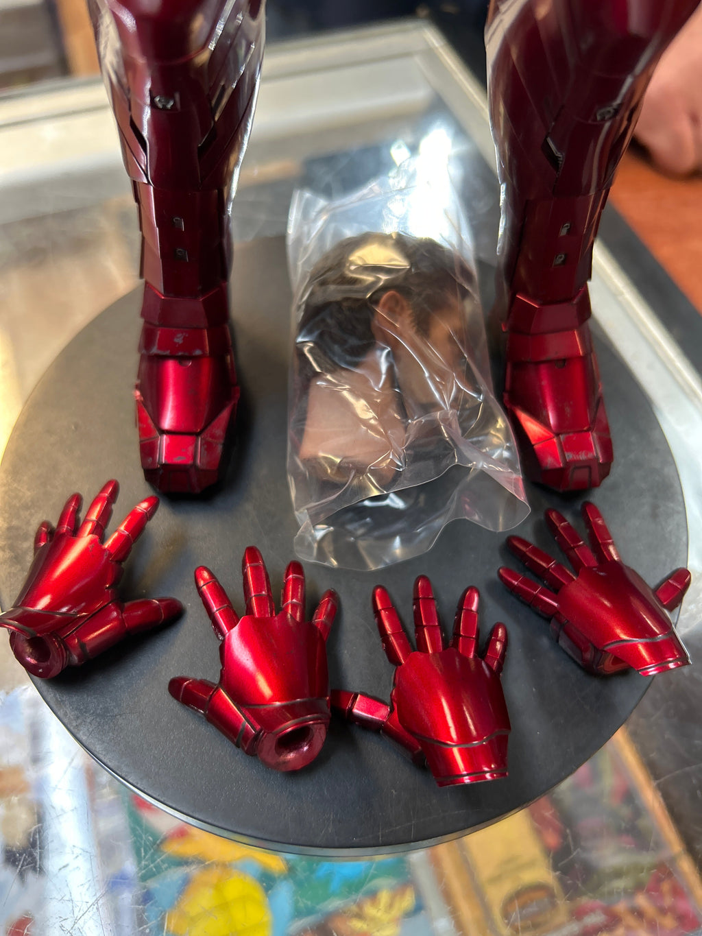 Iron Man Mark V #MMS400 (Hot Toys, Marvel) **COMPLETE** product image 2, provided for visual reference and product detail